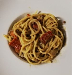 Spaghetti with lentils and dried tomatoes at Ristorante Domingo in Delebio