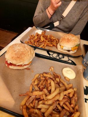  at Glasgow Burgers in Nantes