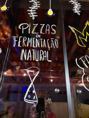 Fermented pizza dough at Pizzaria e Choperia Tempo in Santana Do Riacho