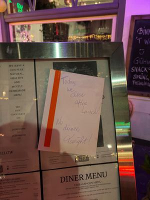 Handwritten scribbled note, really unprofessional. at CHALAZA in Valkenburg