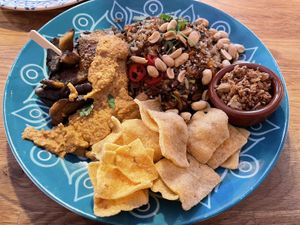 Oyster mushroom with peanut sauce and fried rice  at CHALAZA in Valkenburg