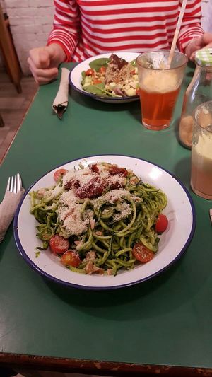 Spaghetti de courgettes at Quinoa in Barcelona
