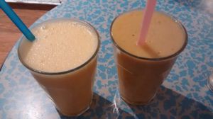 Fresh juices at Quinoa in Barcelona