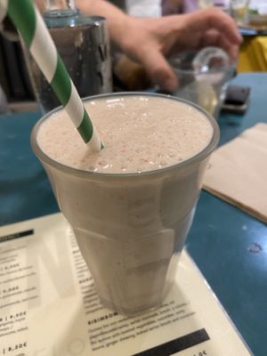 Lassi 🥭  at Quinoa in Barcelona