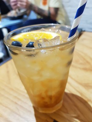 Mango ice tea at Quinoa in Barcelona