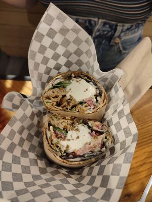 Wrap grec at Quinoa in Barcelona