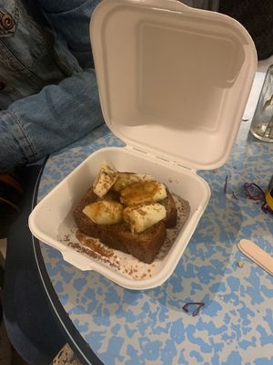 Vegan Banana cake 🥰 at Quinoa in Barcelona