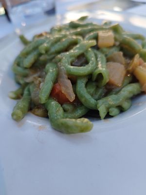 Pasta verde fatta in casa con sugo di verdure at Podere La Berta in Brisighella