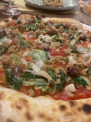 Pizza 🔝   at Una Gemma in Turin