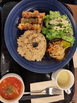 Everybodys Favorit at Sasaya Cafe in Tokyo