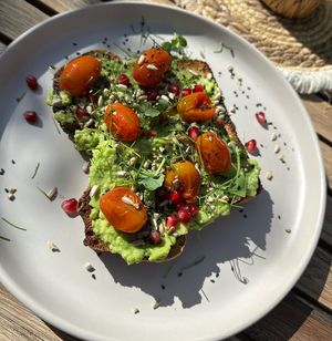 Avocado Crush vegan  at Café Bloggers in Konstanz