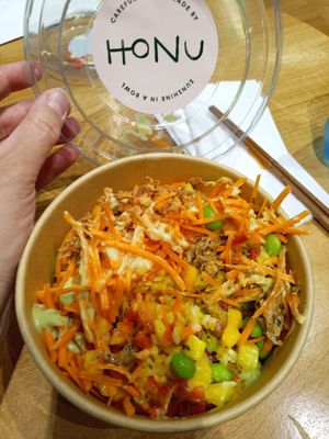 Make your own bowl at Honu Tiki Bowls -  Spitalgasse  in Vienna