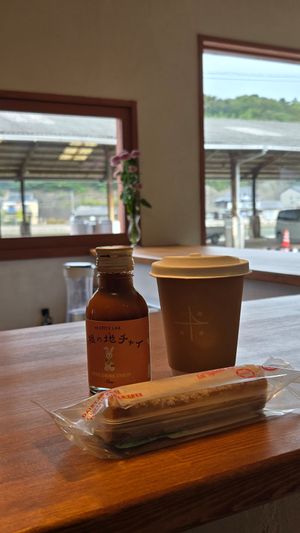 Chai and syrup and cheesecake at Port Sunstand - ポートサンスタンド in Yamaguchi