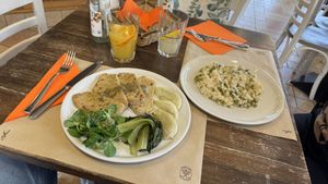 Scaloppa und Risotto. Viele vegane Optionen auf der Mittagskarte 🫶  at Edenatura in Intra