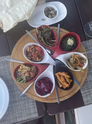 Mezze with balloon bread   at Dalyan Ceyhan Restaurant in Mugla