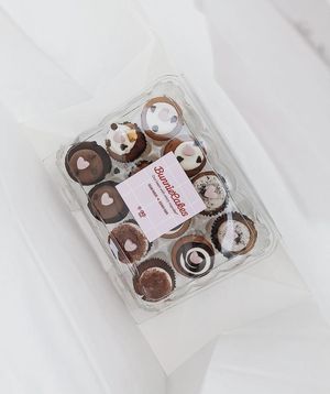 Photo by (IG) @Nicoleplunkett_ at Bunnie Cakes in Doral