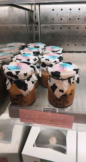 dulce no leche😭 at Bunnie Cakes in Doral