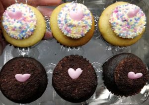  at Bunnie Cakes in Doral