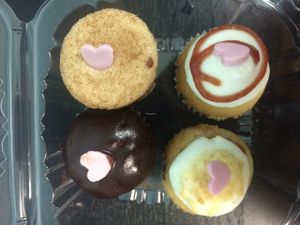 Cinnamon, guava, dark chocolate and apple pie!! at Bunnie Cakes in Doral