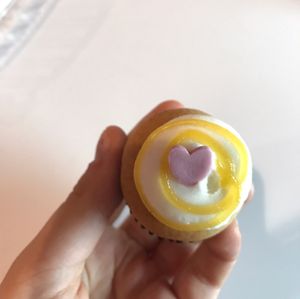 passionfruit cupcake at Bunnie Cakes in Doral
