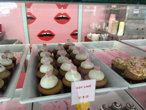 Bunnie Cakes at Bunnie Cakes in Doral