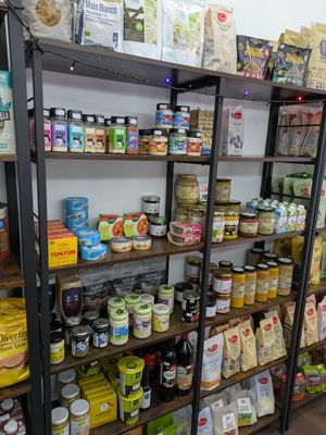 Spreads, legumes at Cita Vegana in Madrid