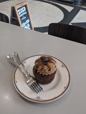 Vegan banana biscoff at Faculty Coffee in Birmingham