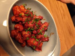 leckere Blumenkohl Wings at Hans im Glück in Emmen