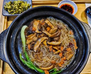 Herbal hsin chu bee hoon with picked Veg and chilli at Si Si Nan Cun 四四南村 - Bangsar South in Kuala Lumpur