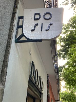  at Dosis Cafe in Madrid