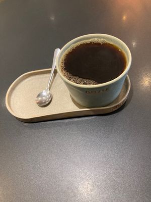  at Dosis Cafe in Madrid