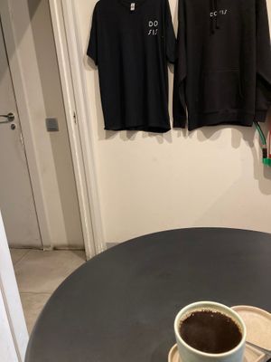  at Dosis Cafe in Madrid