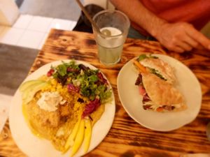  at GAL Cafe in Lisbon