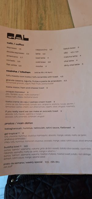 Food menu English at GAL Cafe in Lisbon