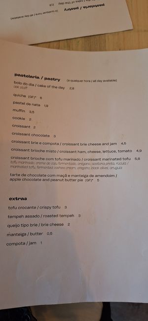 Food menu English at GAL Cafe in Lisbon