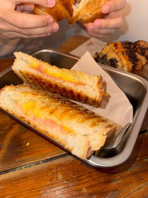  at GAL Cafe in Lisbon