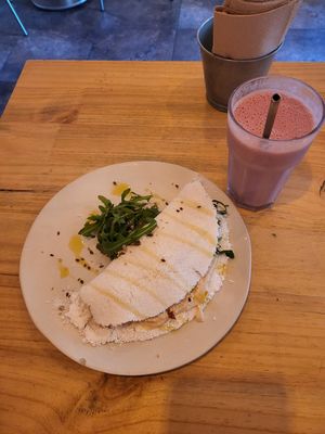  at GAL Cafe in Lisbon