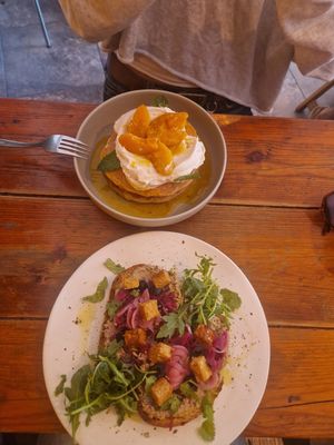  at GAL Cafe in Lisbon
