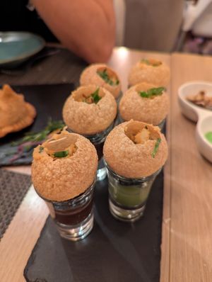 Pani puri: amazing! at Jimbu in Evora