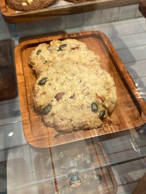 Vegan cookies at Beik Beik in Madrid