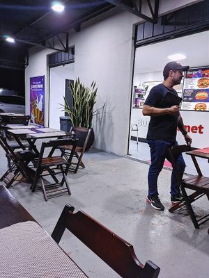 Visão no local at Burger Planet in Londrina