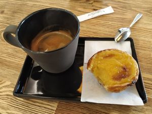 Delicious and very affordable vegan pasteis de nata and coffee! I love that you can even choose between several flavours - I had the "normal" one, tiramisu and creme brulee. All of at Nat'elier | Pastel de Nata in Lisbon