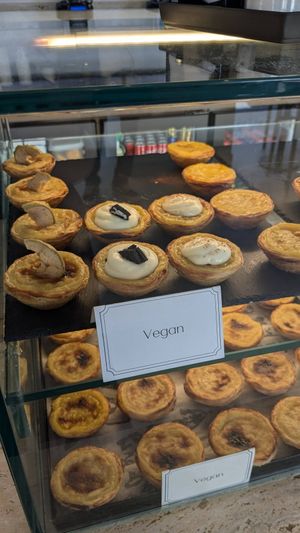 Vegan Options at Nat'elier | Pastel de Nata in Lisbon