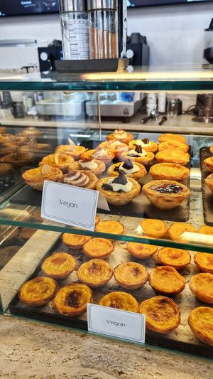 Vegan selection (apple, tiramisu, cookies, creme brulee, classic) at Nat'elier | Pastel de Nata in Lisbon