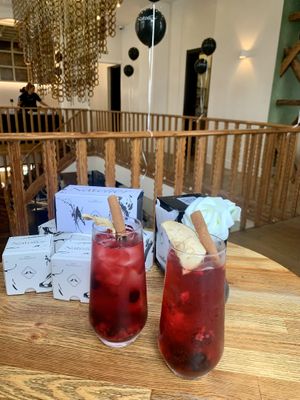 Red berry iced tea   at Nat'elier | Pastel de Nata in Lisbon