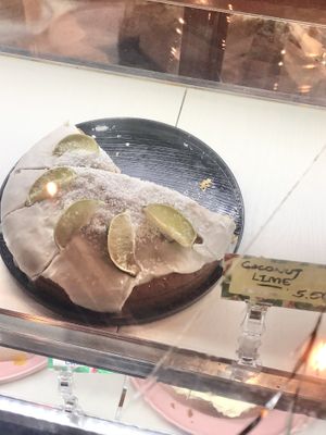 cakes at WellSmoocht in West Singapore