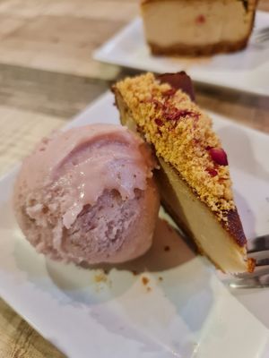 Awesome combo ~ 29/9/21 at WellSmoocht in West Singapore