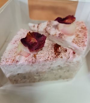Rose Lychee Cream Cheese ~  6/11/21 at WellSmoocht in West Singapore