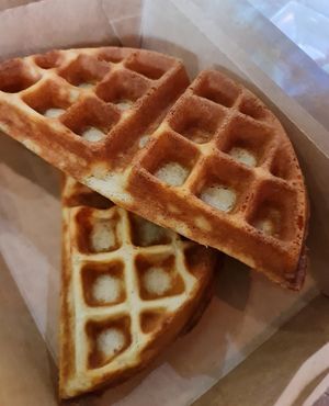 Signature Waffle ~ 4/3/22  😍 at WellSmoocht in West Singapore