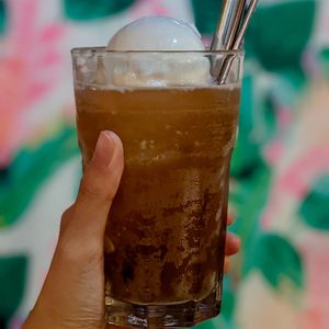 Kombucha Float at WellSmoocht in West Singapore